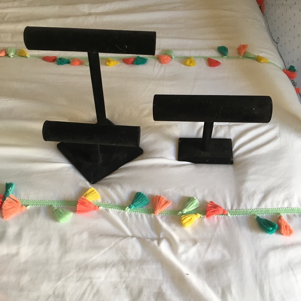 Velvet Bracelet Holder